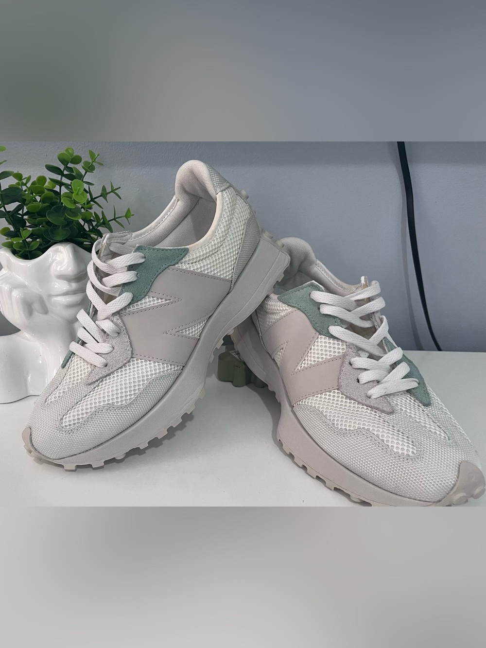 New Balance 327 Sneakers in Light Gray and Mint